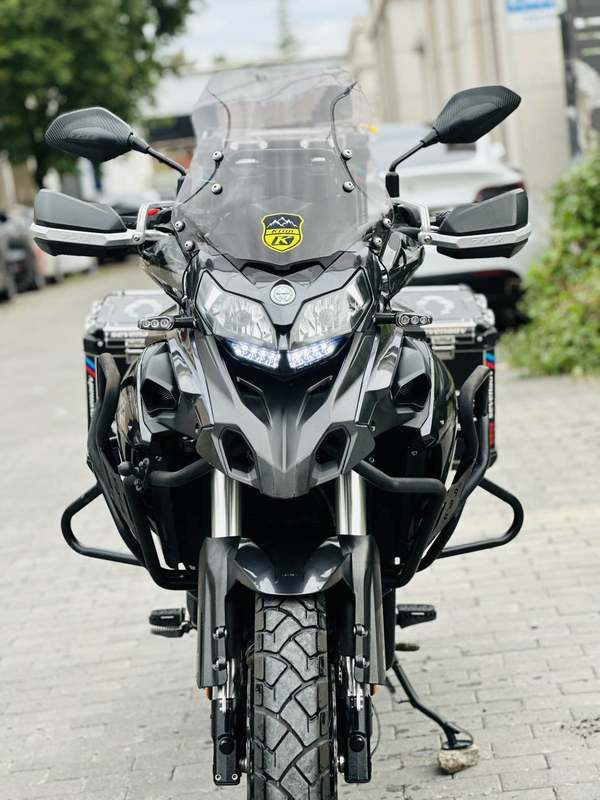二手贝纳利金鹏 TRK502