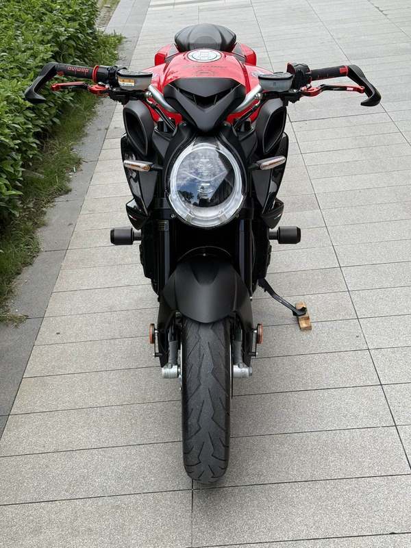 二手奥古斯塔Brutale 800