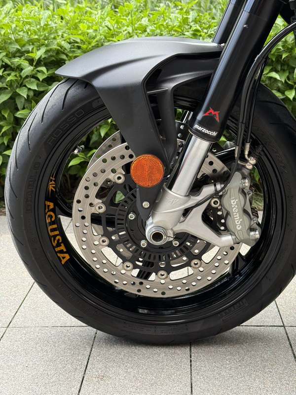 二手奥古斯塔Brutale 800