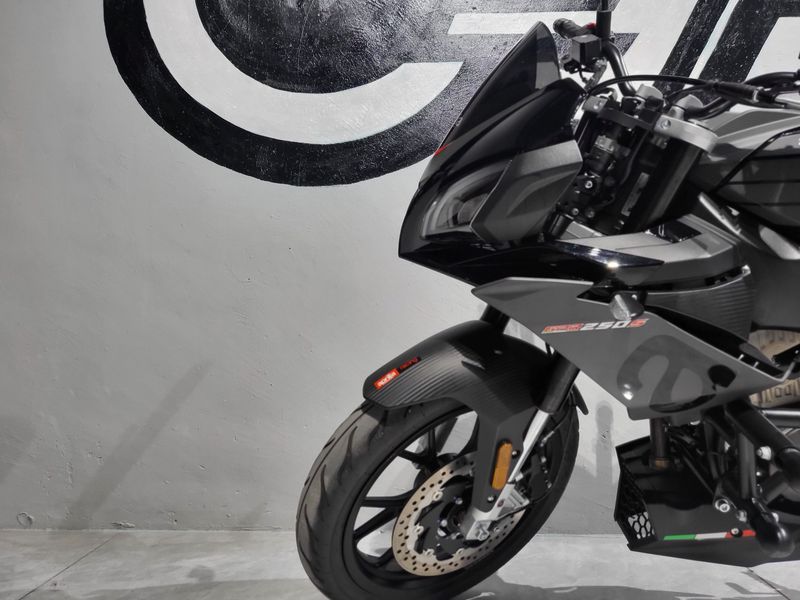 二手宗申阿普利亚GPR250S