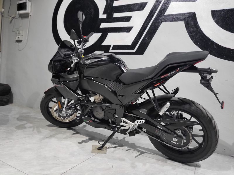 二手宗申阿普利亚GPR250S