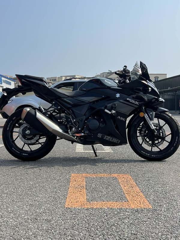 二手豪爵铃木GSX250R