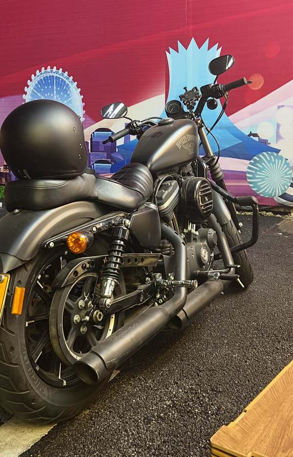 二手哈雷戴维森Iron883 硬汉