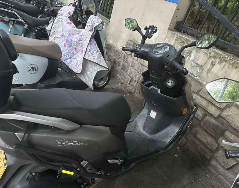 二手豪爵虎鲨VX125