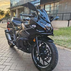 二手豪爵铃木GSX250R