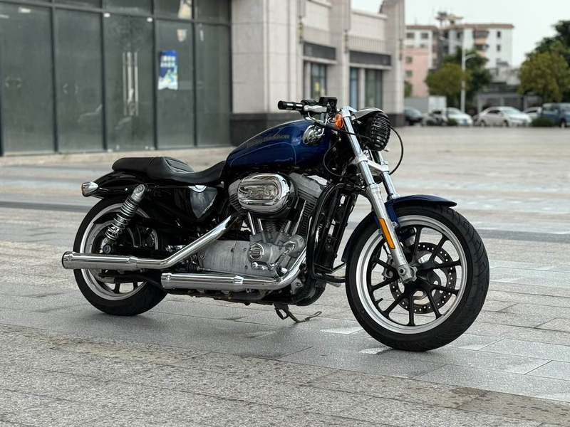 二手哈雷戴维森883L SuperLow