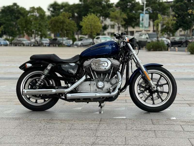 二手哈雷戴维森883L SuperLow