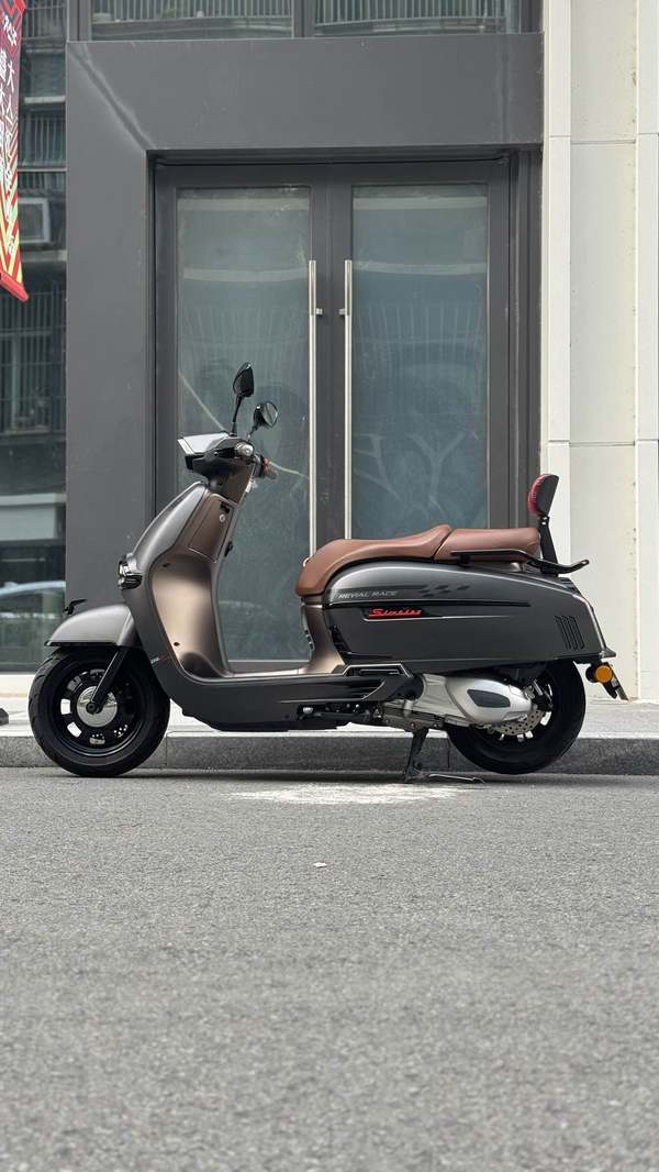 二手维多利亚Sixties 250Si