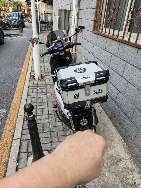 二手维多利亚Sixties 250Si