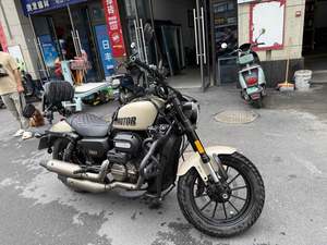 二手QJMOTOR闪300