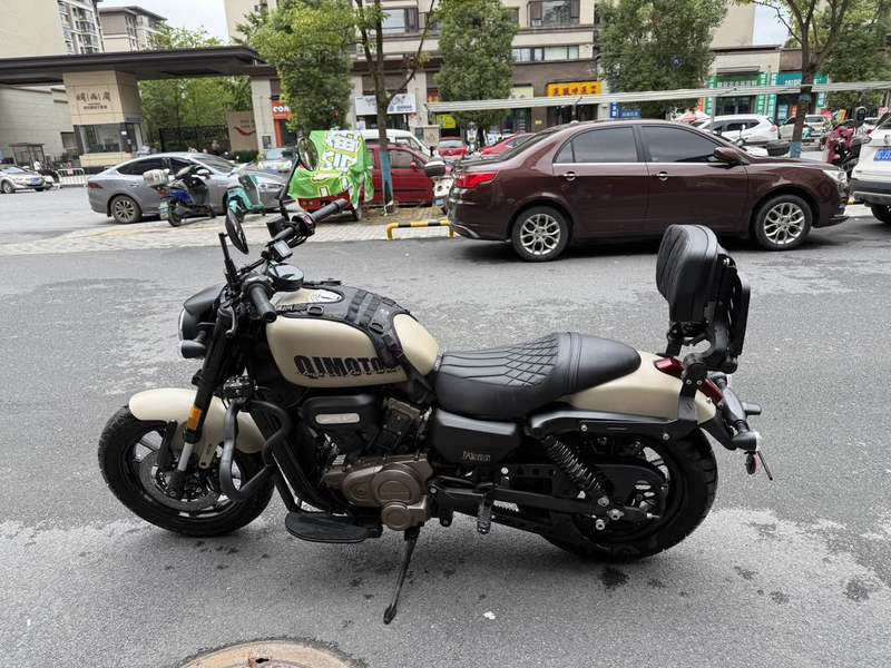 二手QJMOTOR闪300