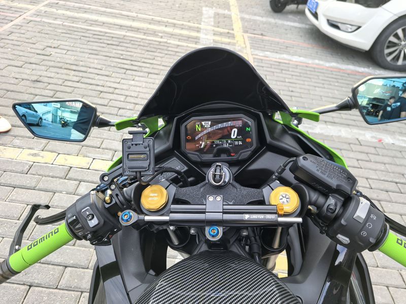 二手川崎ZX-4R