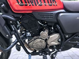 二手QJMOTOR闪250