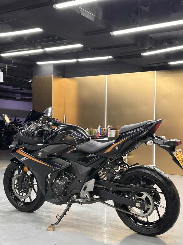 二手豪爵铃木GSX250R