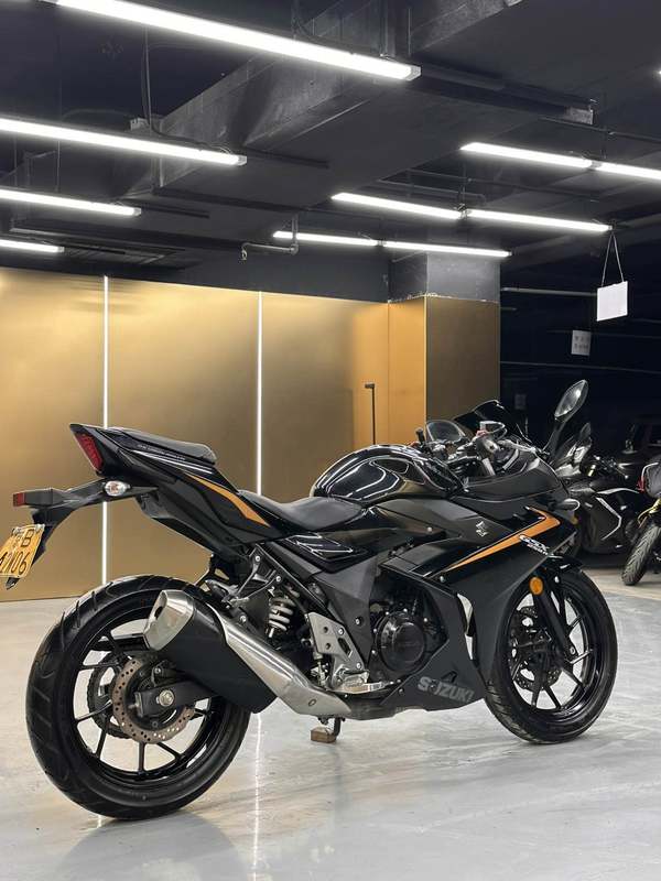 二手豪爵铃木GSX250R