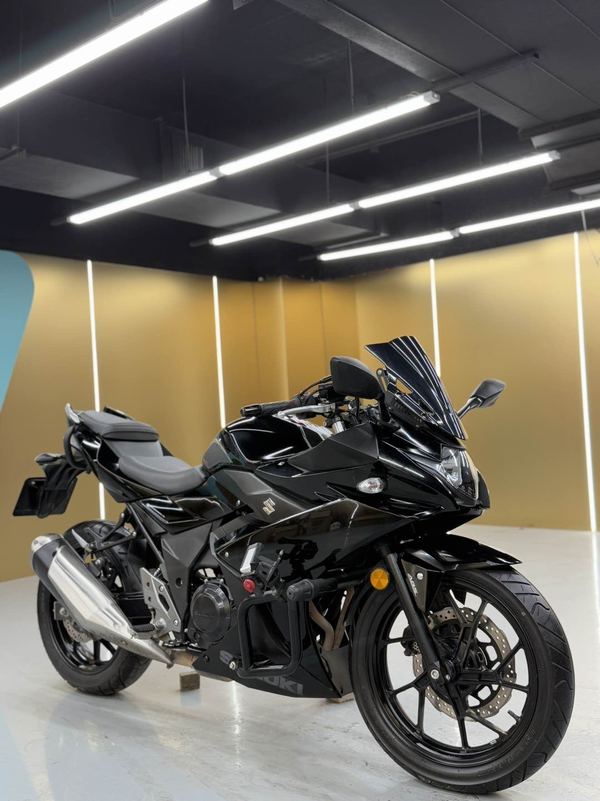二手豪爵铃木GSX250R