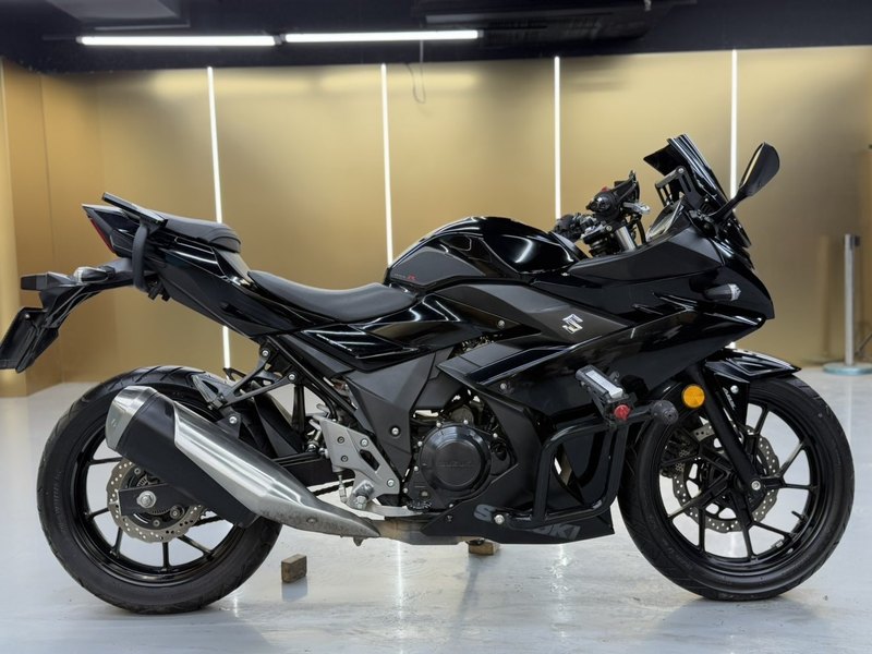 二手豪爵铃木GSX250R