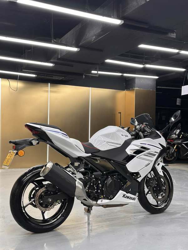 二手川崎Ninja 400