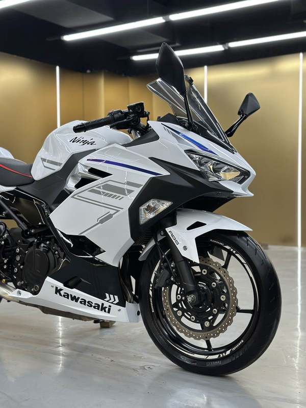 二手川崎Ninja 400