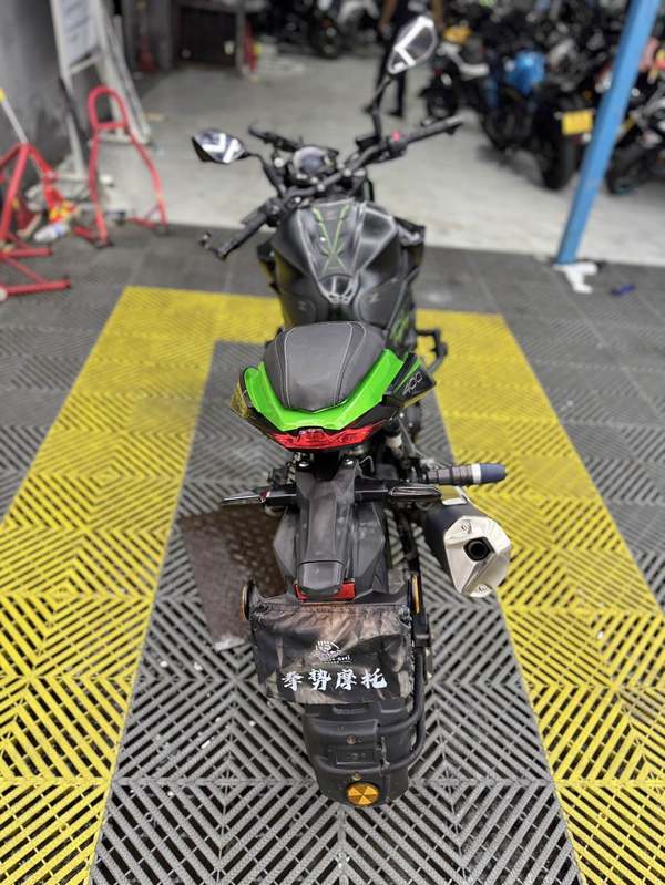二手川崎Z400
