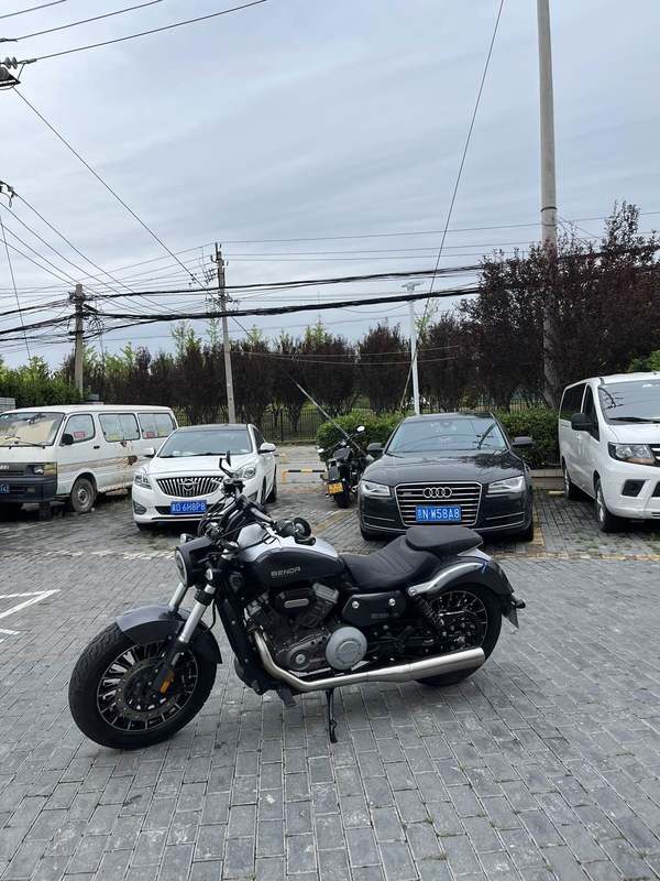 二手奔达Rock300 灰石