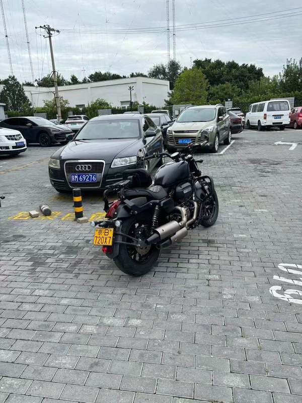 二手QJMOTOR闪300
