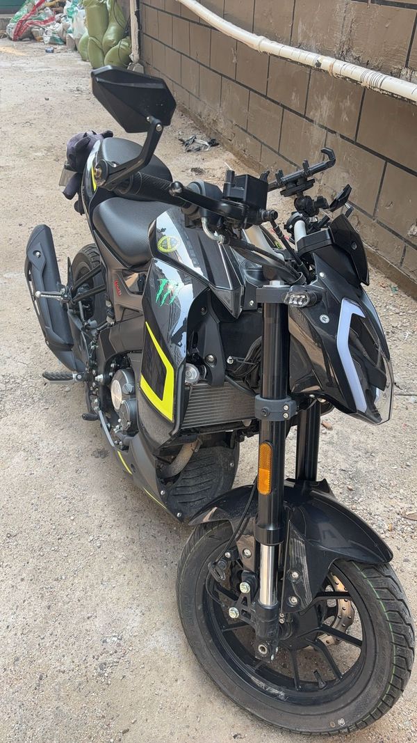 二手贝纳利小迅龙 BN150S