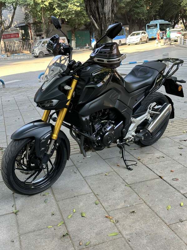 二手豪爵XCR300
