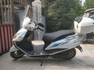 二手五羊本田Cruising 御鲨125
