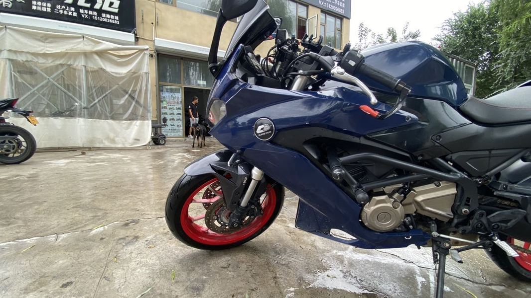 二手QJMOTOR赛400