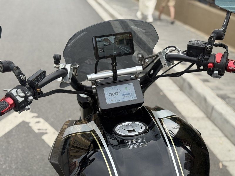 二手奔达LFC700 燎