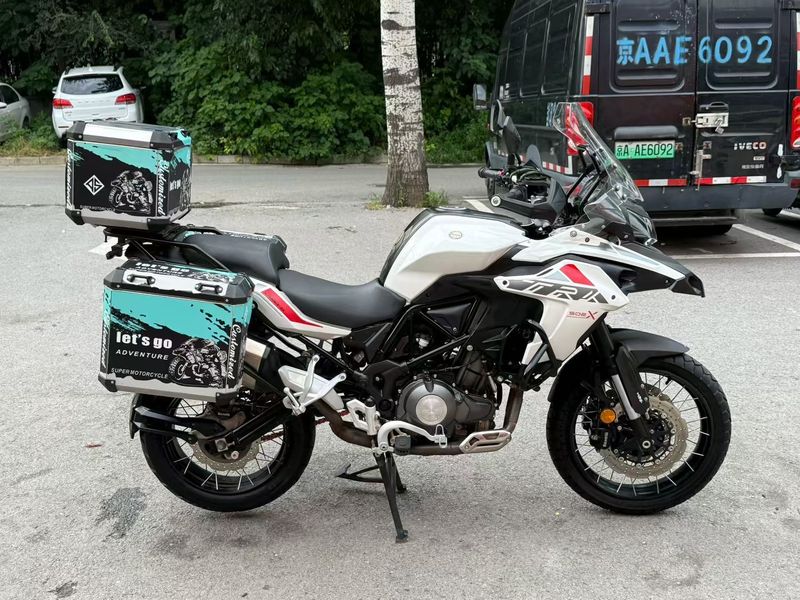 二手贝纳利金鹏 TRK502