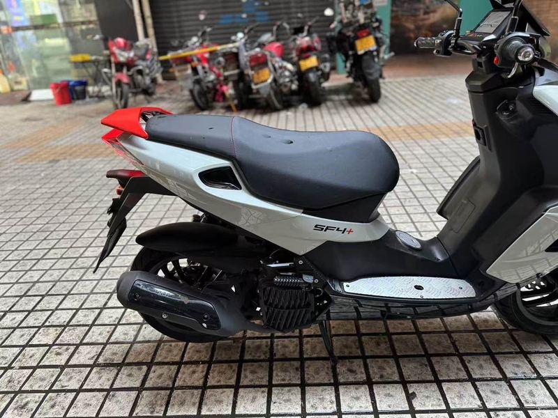 二手标致SPEEDFIGHT 4+