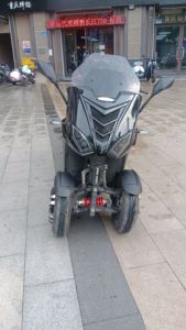 二手ADIVAAD7 150