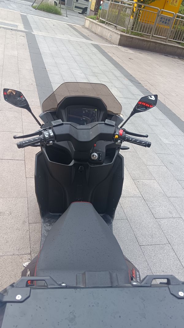 二手ADIVAAD7 150