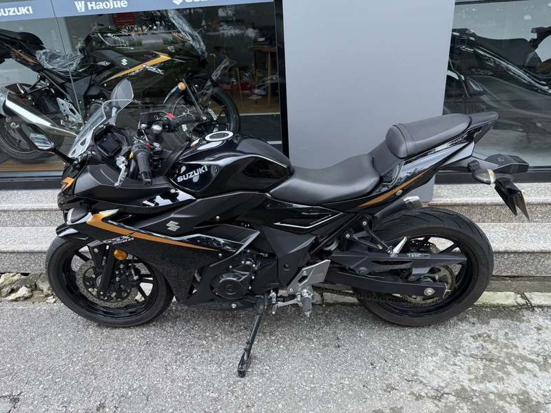 二手豪爵铃木GSX250R