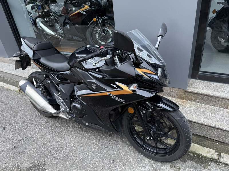 二手豪爵铃木GSX250R