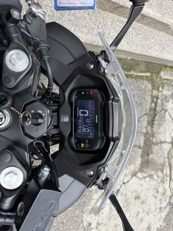 二手豪爵铃木GSX250R