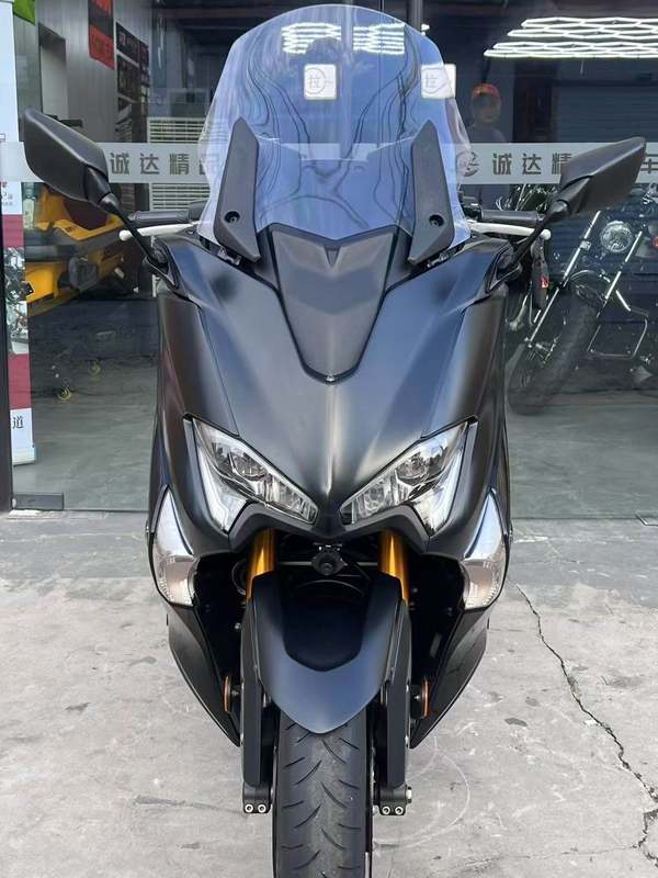 二手雅马哈TMAX
