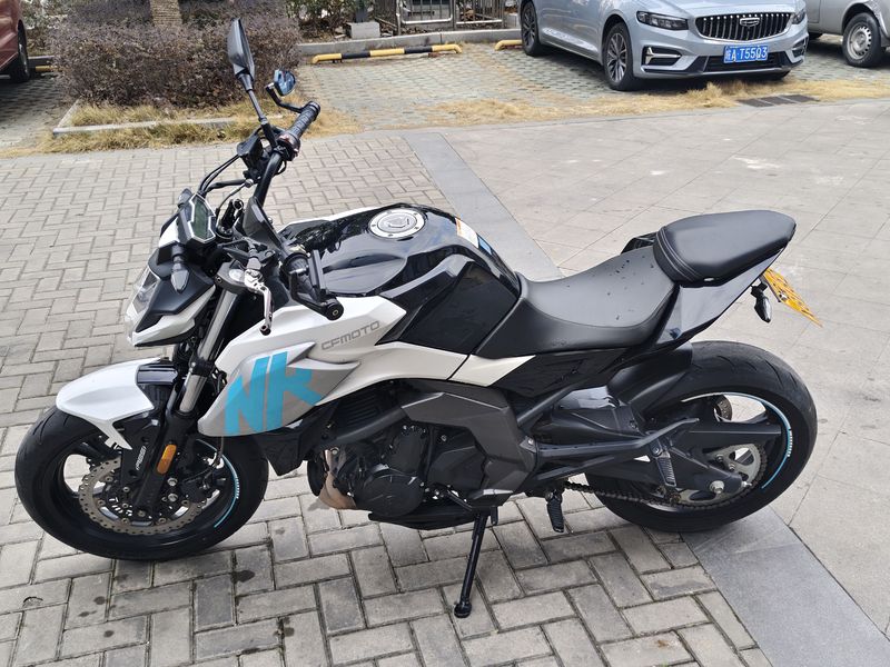 二手春风400NK