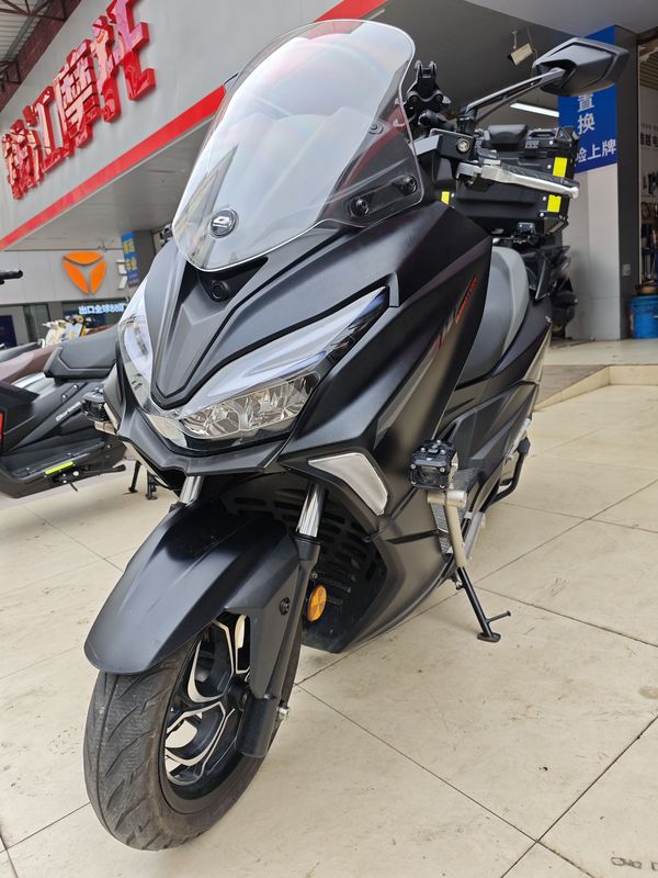 二手QJMOTOR鸿250