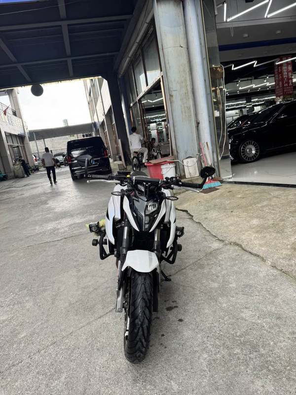 二手春风650NK