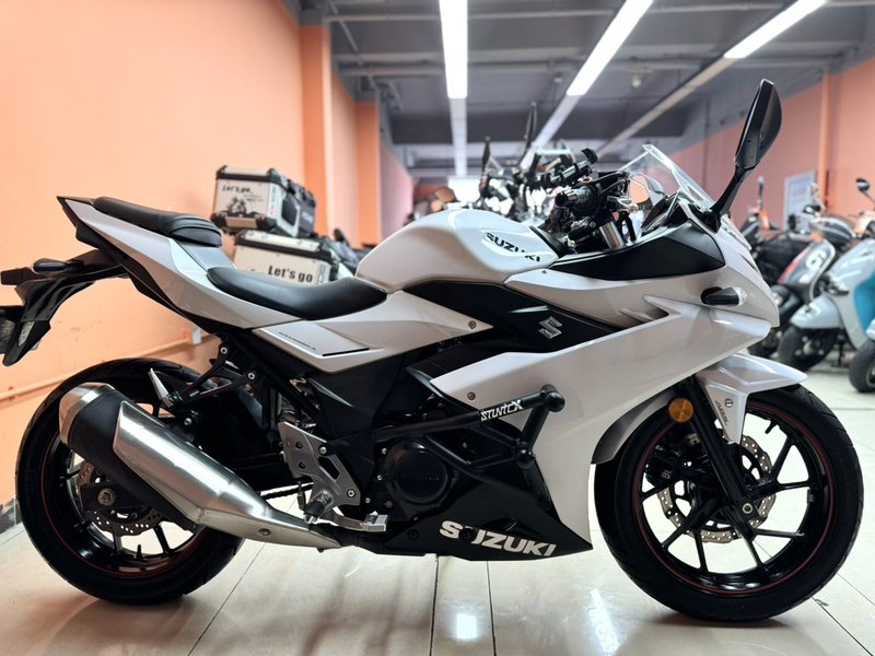 二手豪爵铃木GSX250R