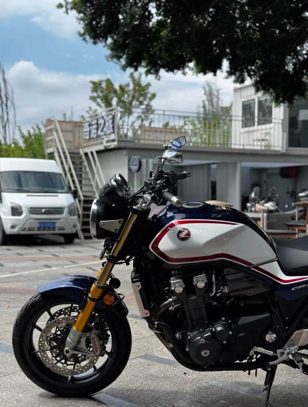 二手本田CB1300 Super Four