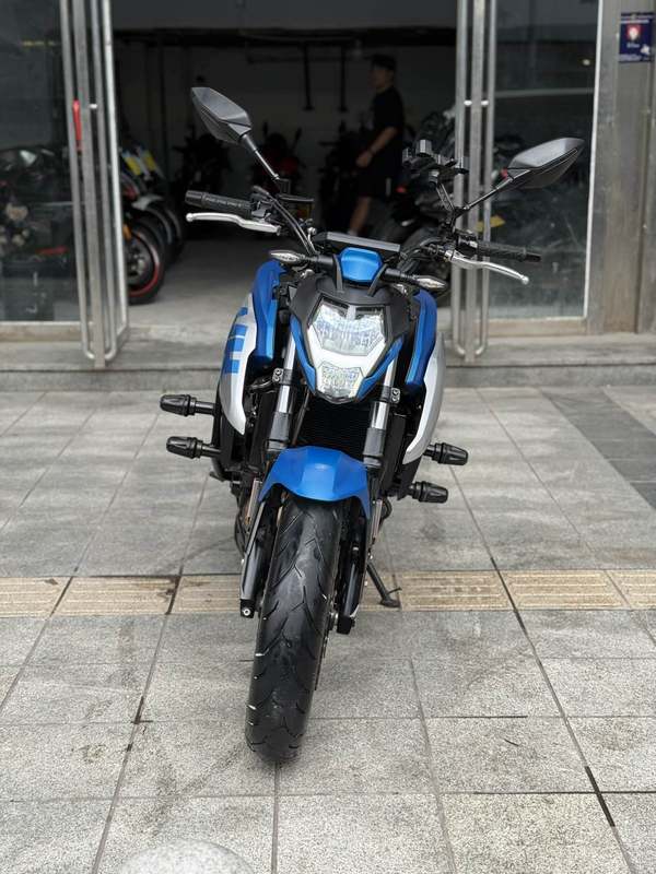 二手春风400NK