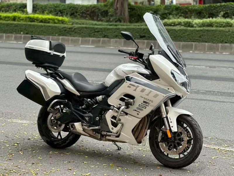 二手贝纳利600GC