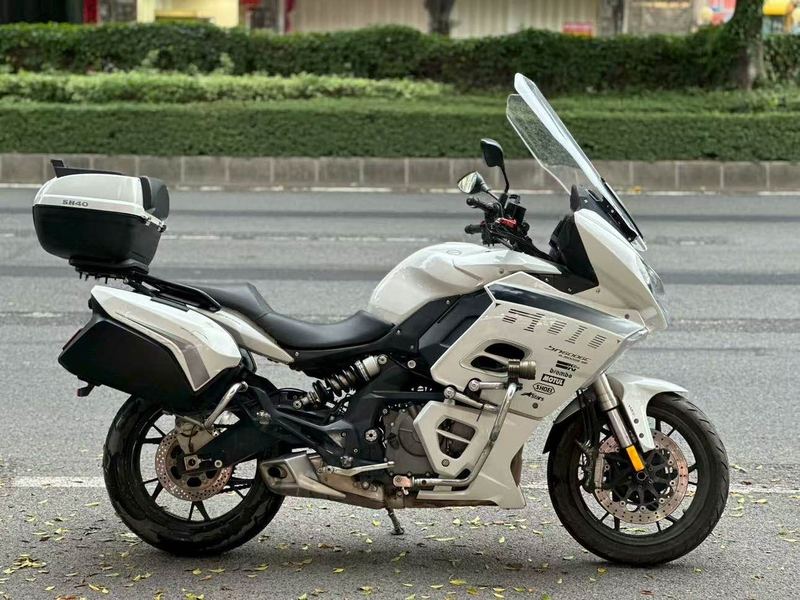 二手贝纳利600GC