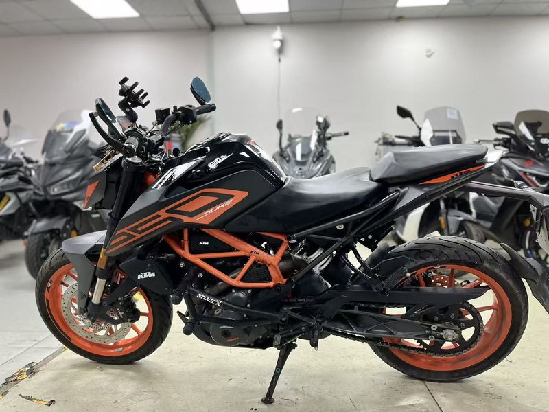 二手KTMR2R250 Duke
