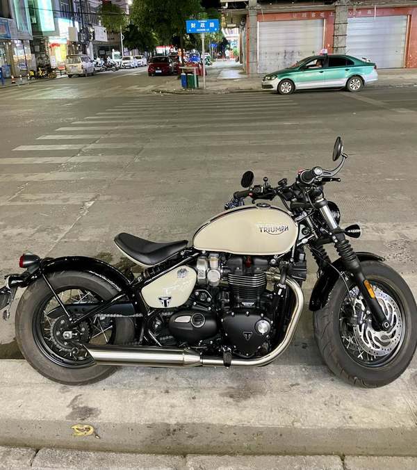 二手凯旋Bonneville Bobber