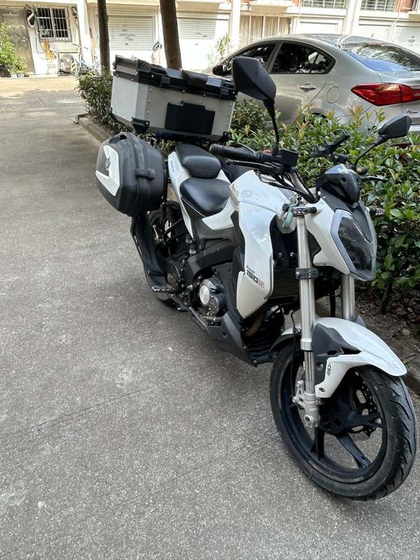 二手贝纳利小迅龙 BN150S